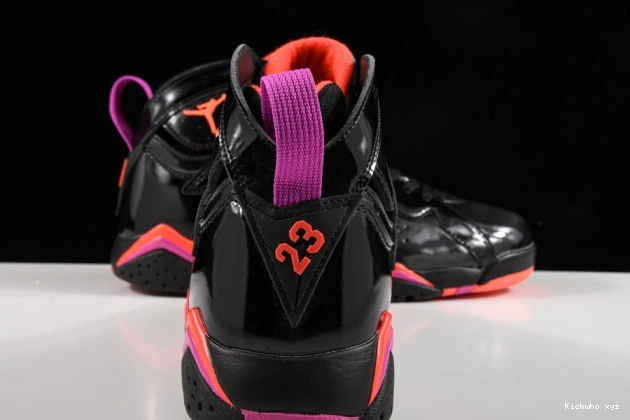 313358-006 Air 7 Retro Black Jordan Patent 0701